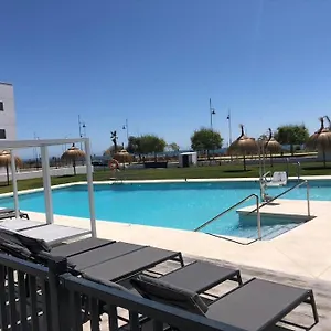 Bajo Con Jardin En Primera Linea De Playa Apartamento